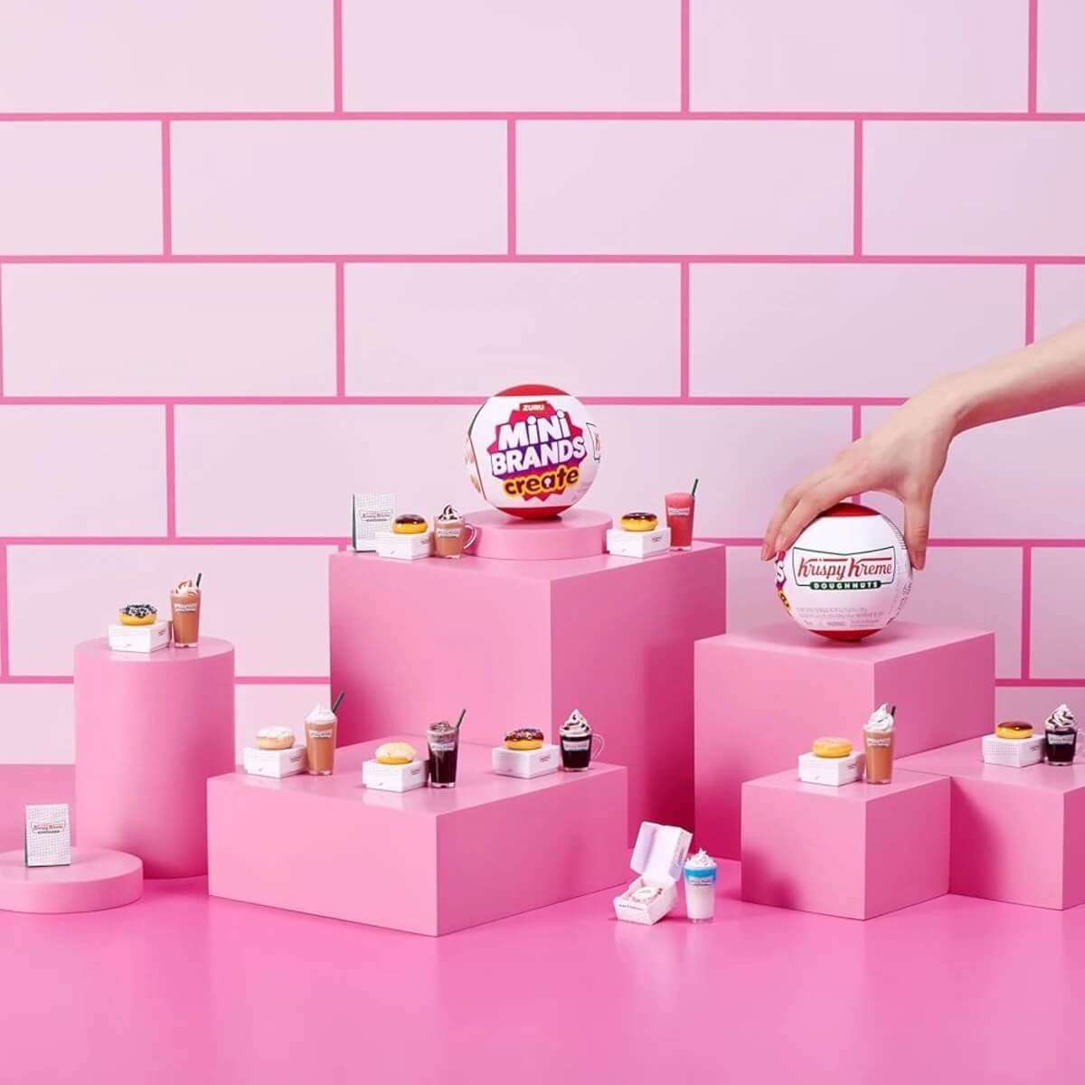 Mini Brands Krispy Kreme Sürpriz Paket MNB13000 - Roket Oyuncak