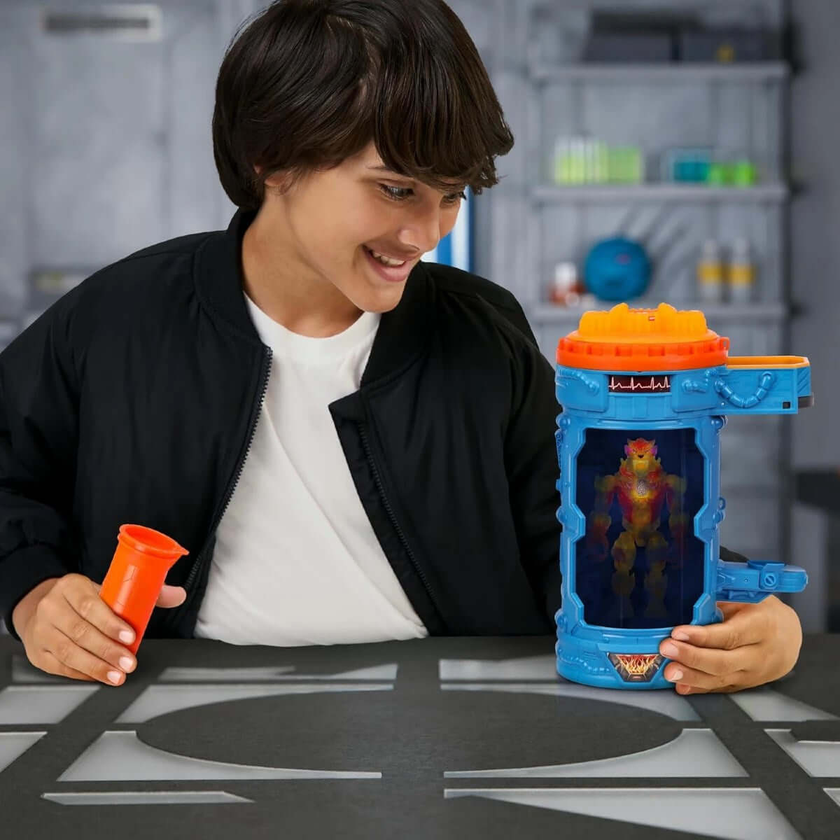 Mr Beast Lab Mutasyon Oyun Seti Fire Panther - Roket Oyuncak