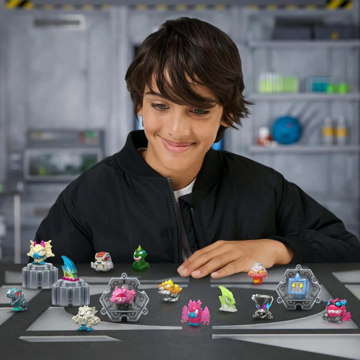 Mr Beast Lab Swarms Hyper Fusion 14’lü Figür Paketi BRT17000 - Roket Oyuncak