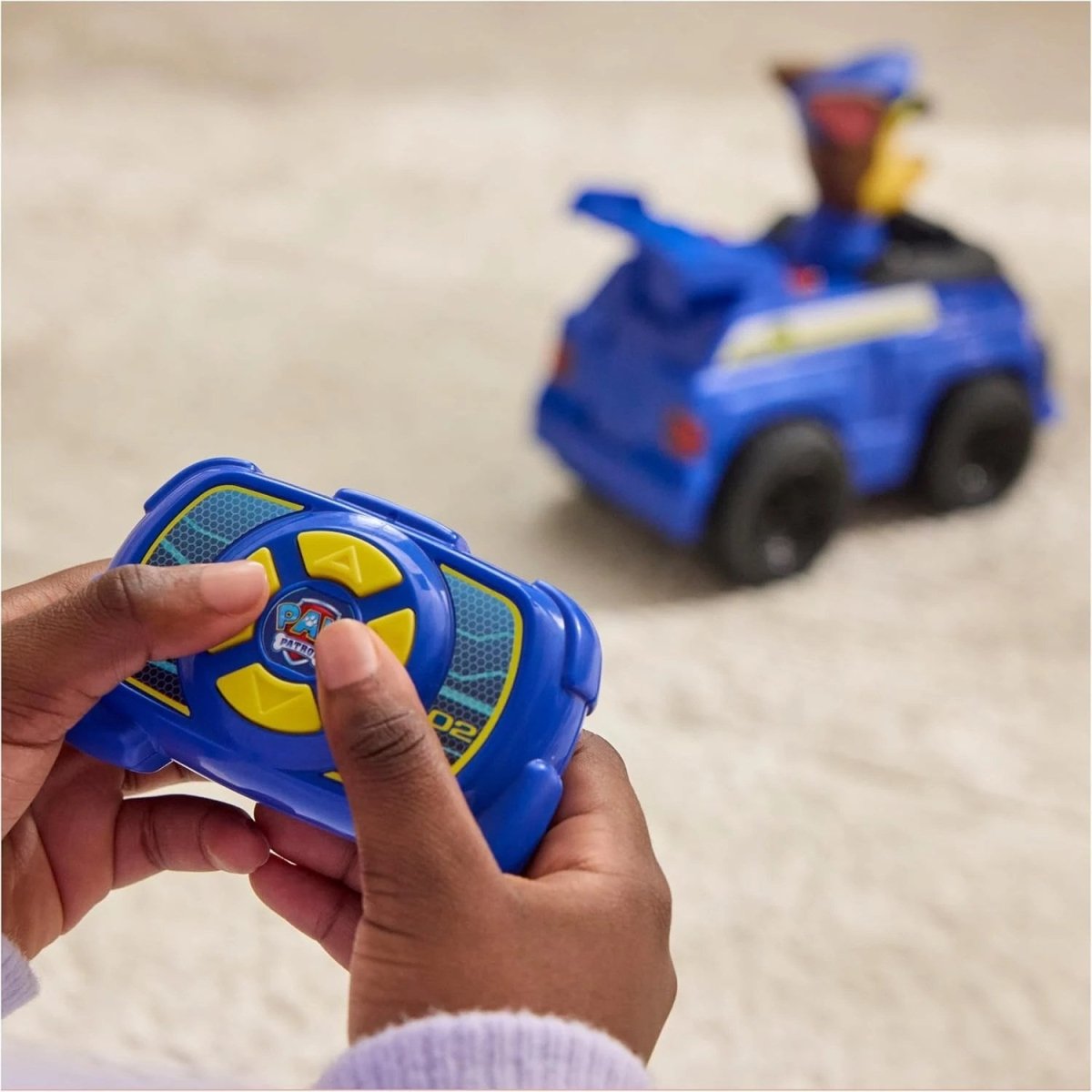 Paw Patrol Chase Uzaktan Kumandalı Polis Arabası 25 Cm Işıklı Lisanslı RC Araç Kolay Kontrollü Oyuncak 3 Yaş Üzeri - Roket Oyuncak