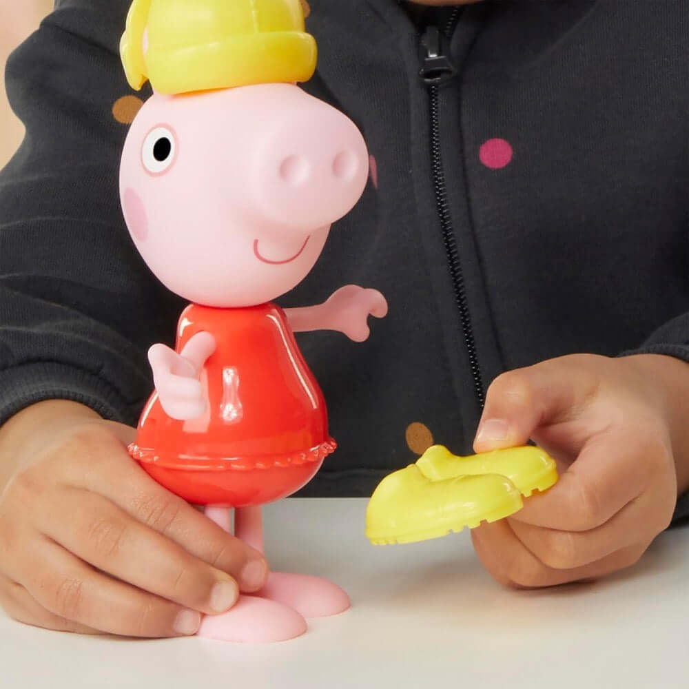 Peppa Pig ve Arkadaşları Kıyafet Giydirme Peppa Pig G0331 - Roket Oyuncak