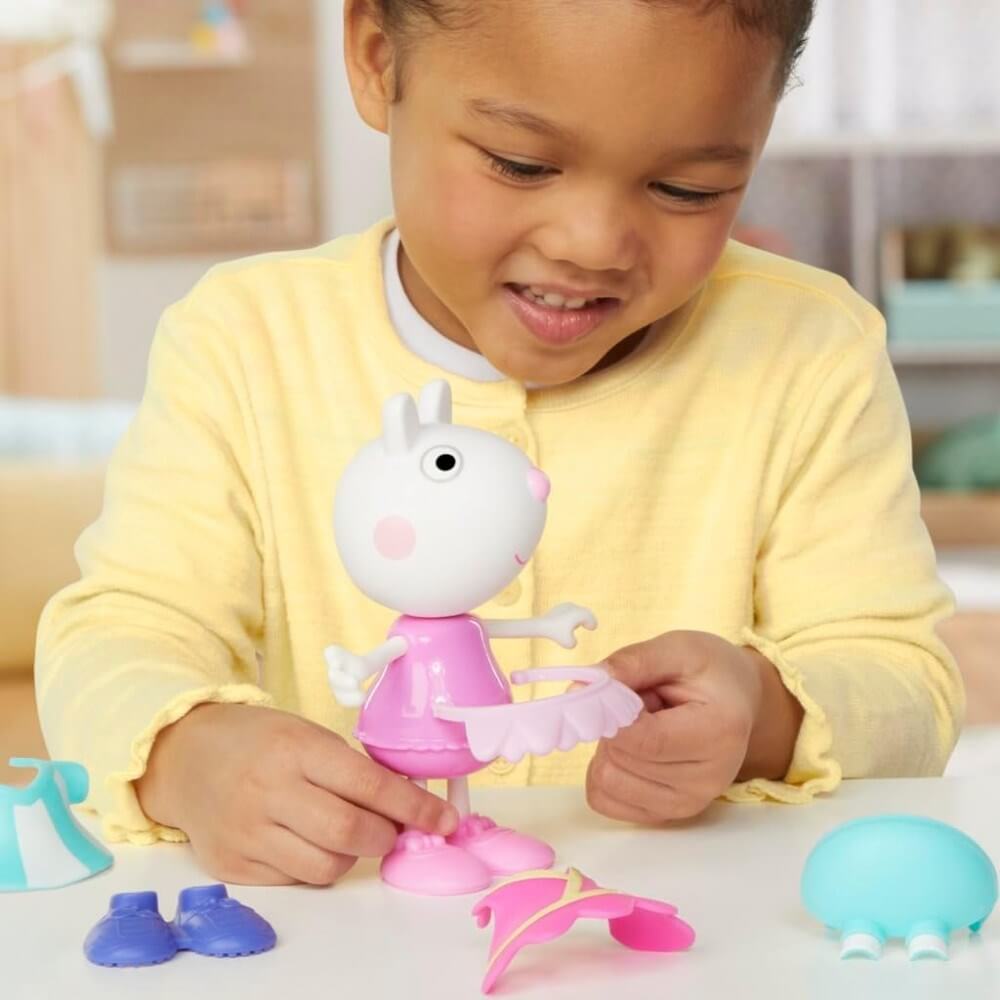 Peppa Pig ve Arkadaşları Kıyafet Giydirme Suzy Sheep G0330 - Roket Oyuncak