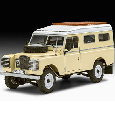 Revell 1:24 Land Rover Series III LWB - Roket Oyuncak