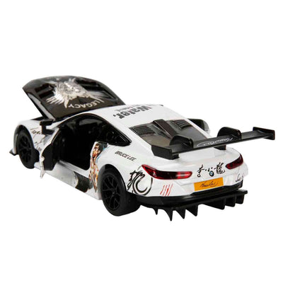 RMZ Hobby Sesli ve Işıklı Model Araba Bruce Lee Bmw M8 GTE Beyaz - Roket Oyuncak
