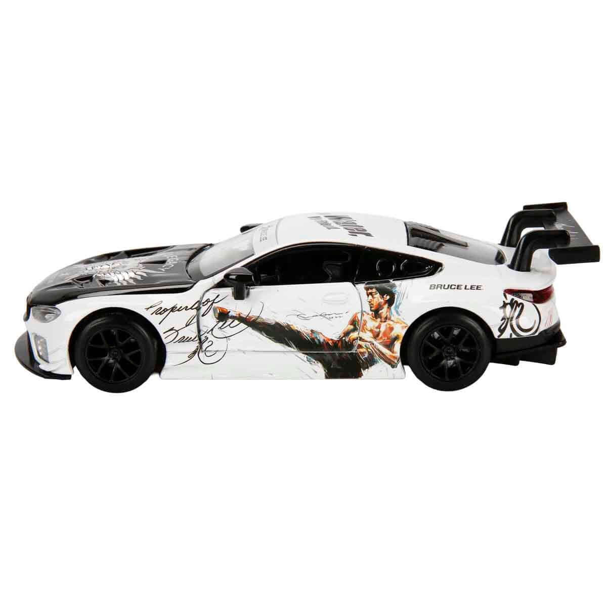RMZ Hobby Sesli ve Işıklı Model Araba Bruce Lee Bmw M8 GTE Beyaz - Roket Oyuncak