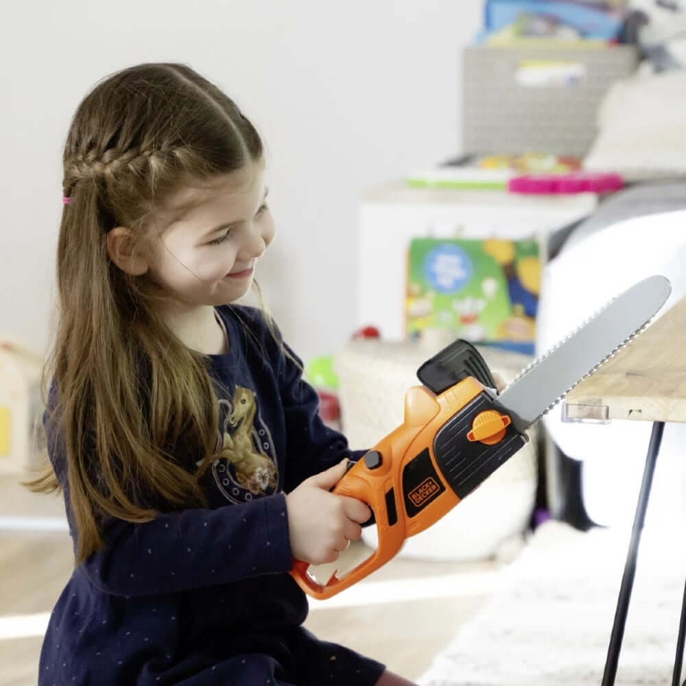 Smoby Black + Decker Motorlu Testere - Roket Oyuncak