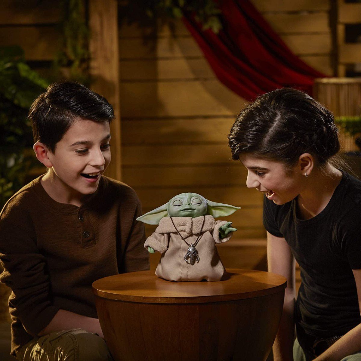 Star Wars The Child Animatronic Baby Yoda F1119 - Roket Oyuncak